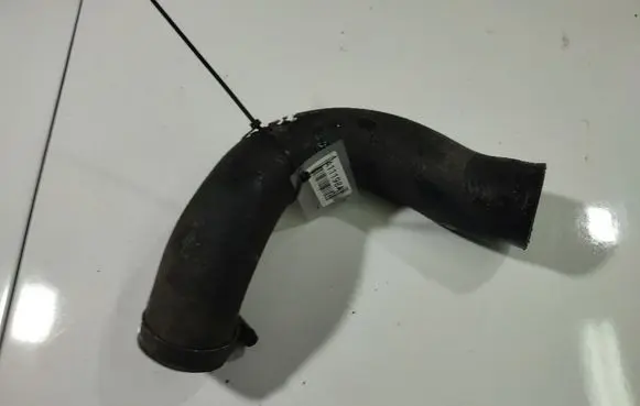 Honda FR-V Air intake hose/pipe 
