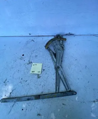 Daewoo Tico Front door manual window regulator 