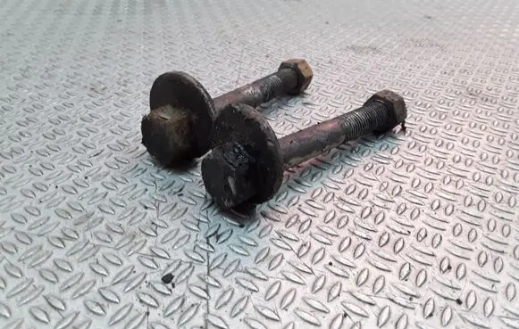 KIA Sportage Rear suspension camber bolt 
