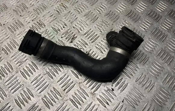 BMW X5 E70 Engine coolant pipe/hose 16185913 7808078