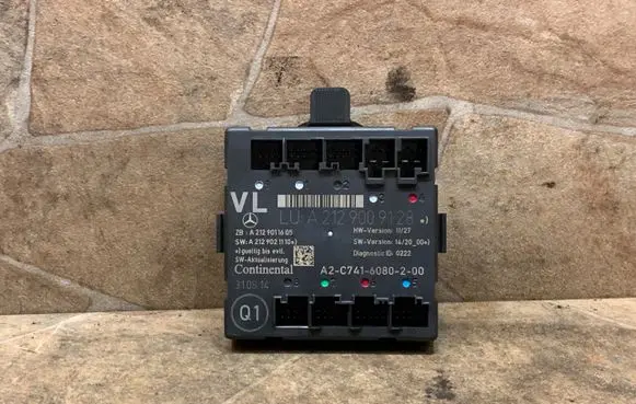 Mercedes-Benz CLS C218 X218 Door control unit/module A2129009128