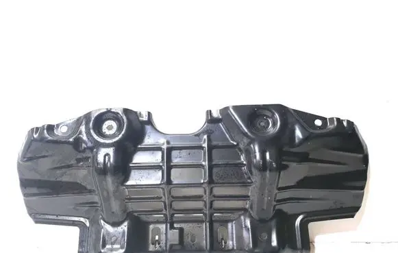 Toyota Hilux VIII Engine splash shield/under tray