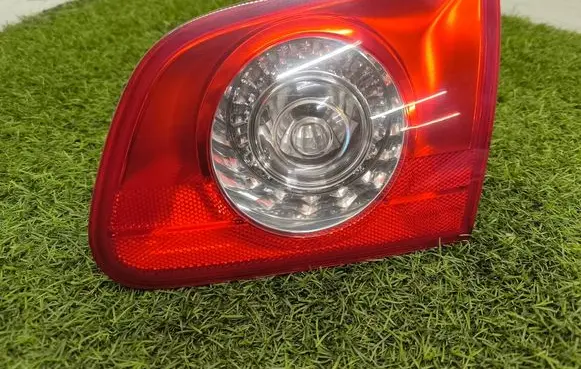 Volkswagen PASSAT B6 Tailgate rear/tail lights 3C9945094
