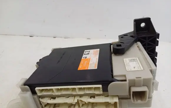 Toyota Prius (XW30) Other control units/modules 8922147300 8273047500A
