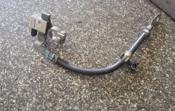 Volvo S60 Negative earth cable (battery) 31327698