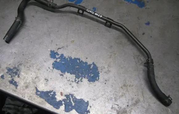 Mitsubishi 3000 GT Air intake hose/pipe