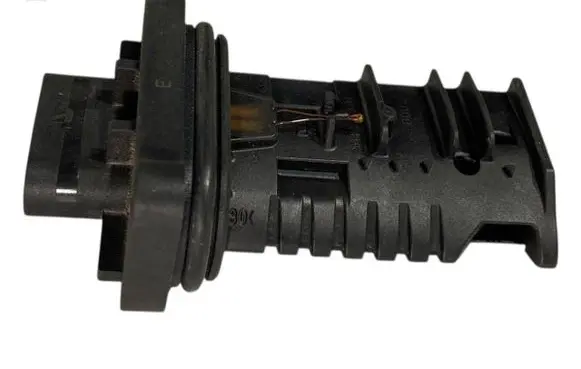 BMW 5 F10 F11 Mass air flow meter 8506408 0281006092