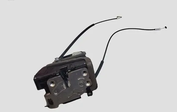 Opel Astra K Front door lock 915C3039078
