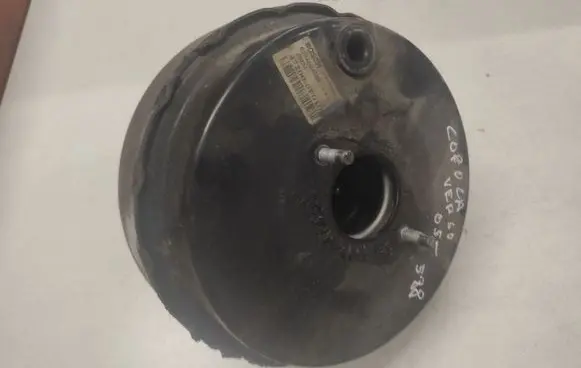 Toyota Corolla Verso AR10 Brake booster 0204024454