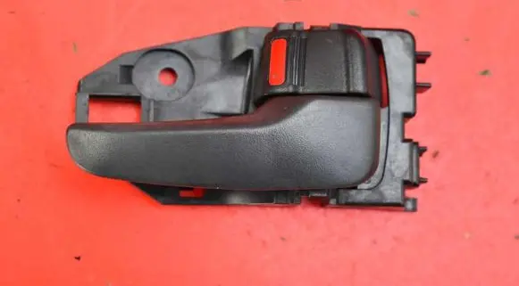 Mitsubishi Lancer Front door interior handle