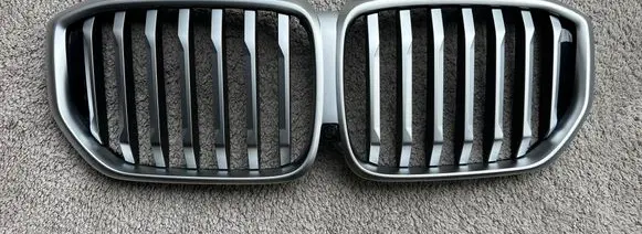 BMW X5 G05 Front grill 51135A67CC505 5A67CC5