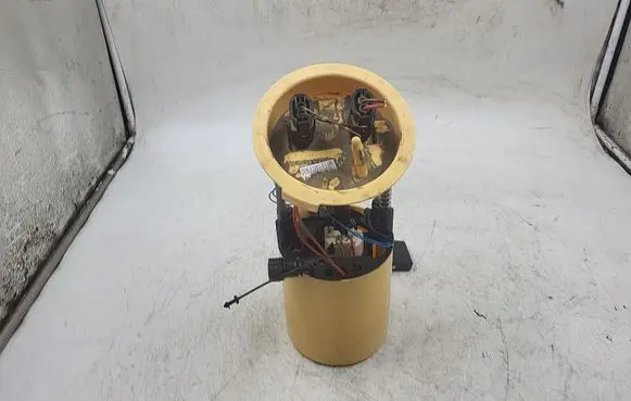 BMW 3 E90 E91 In-tank fuel pump 