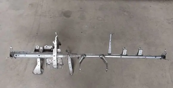 Toyota Urban Cruiser (XP110) Dashboard cross member/frame bar 