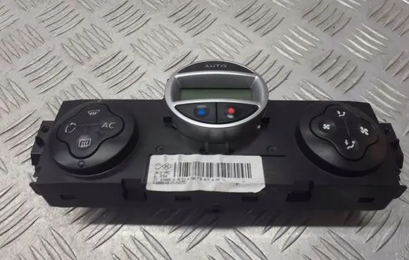 Renault Scenic II - Grand scenic II Interior fan control switch 8200501465
