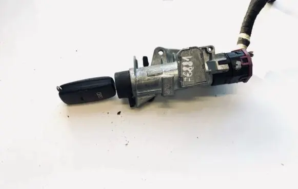 Audi A6 S6 C5 4B Ignition lock 1j0419959