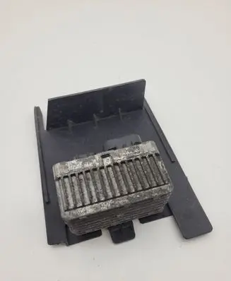 Opel Insignia A Glow plug pre-heat relay 55574293