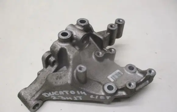 Fiat Ducato Engine mounting bracket 5802127132