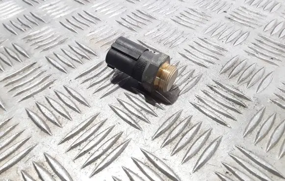 Audi A4 S4 B5 8D Coolant temperature sensor 1J0959481A