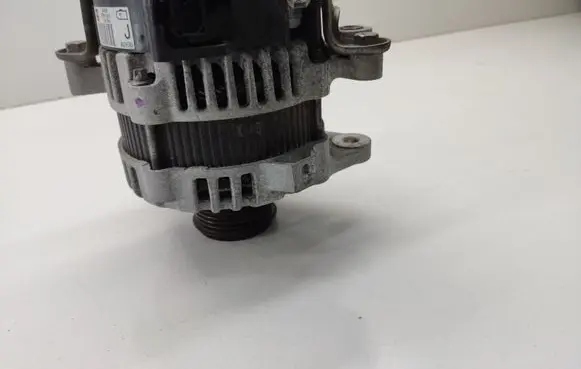 KIA Optima Generator/alternator 373002A910