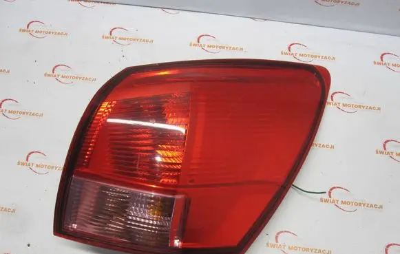 Nissan Qashqai Rear/tail lights 89070312