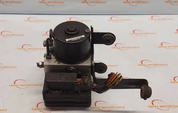 Volvo C30 ABS Pump 31274911