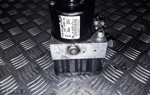 Volvo C30 ABS Pump 31274908