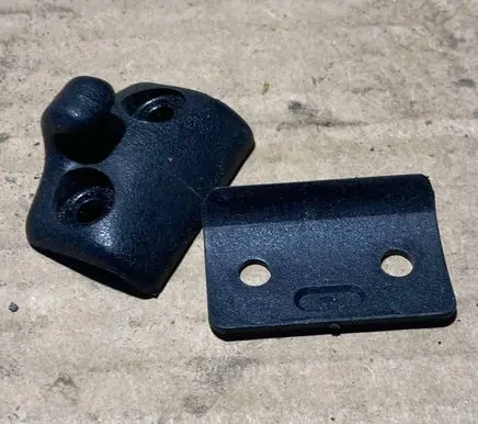 Audi A8 S8 D2 4D Sun visor clip/hook/bracket 4A0861337A