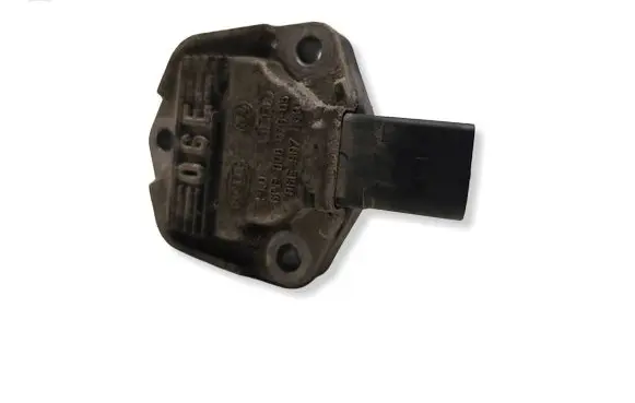 Audi A6 S6 C6 4F Oil level sensor 06E907660 6PR00807905