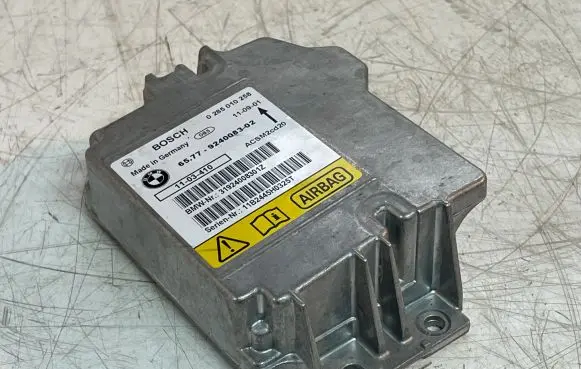 BMW X6 E71 Airbag control unit/module 6577924008302 9240083