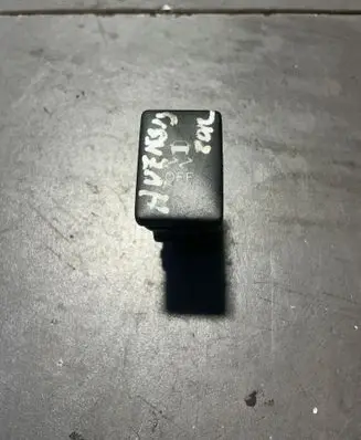 Toyota Avensis T270 ESP (stability program) switch 15c032