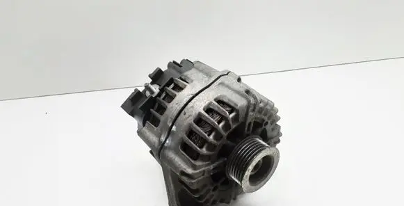 BMW 3 E90 E91 Generator/alternator 7802261