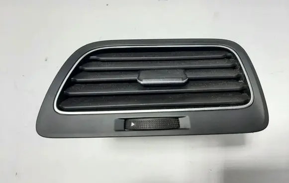 Volkswagen Golf VII Dashboard air vent grill cover trim 5G1819704R 5G1819248B