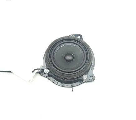 BMW X2 F39 Rear door speaker 8715685