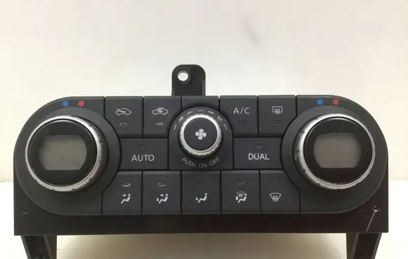 Nissan Qashqai Air conditioner control unit module 27500JD45B