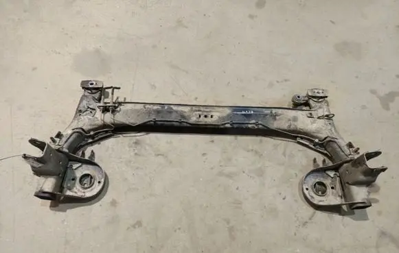 Renault Laguna III Rear subframe 