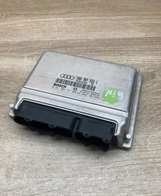 Audi A6 S6 C5 4B Engine control unit/module ECU 4B0907552C 0261204767