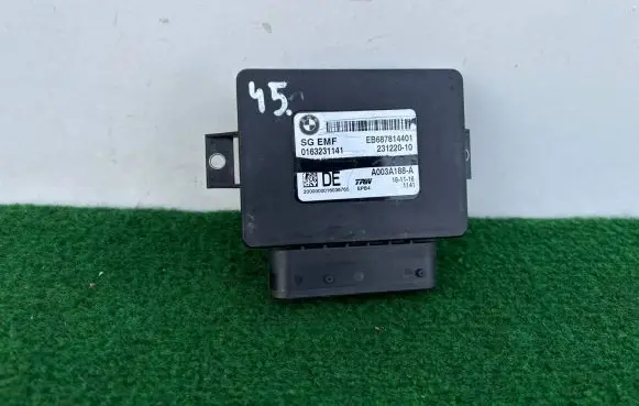 BMW 5 F10 F11 Hand brake control module EB687814401