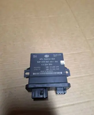 Opel Insignia A Light module LCM 13326599