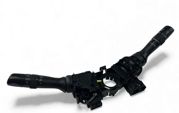 Toyota Avensis T250 Indicator stalk 17F373