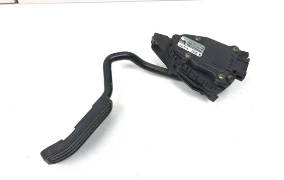 Seat Alhambra (Mk1) Accelerator throttle pedal 7M3721603B YM219F836AA 6PV00777003