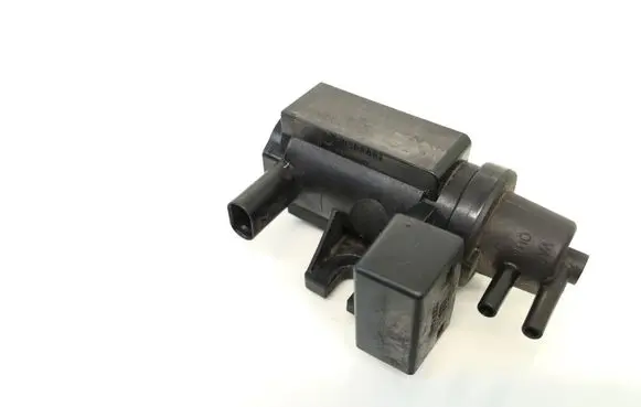 BMW 1 E81 E87 Turbo solenoid valve 7805391 1174780539101 70206301