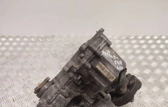 BMW X1 E84 Gearbox transfer box case 27107635755 27107643748 27107599257