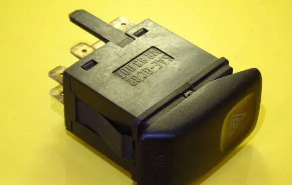 Volkswagen Golf II Hazard light switch 191953235 SAEQC82