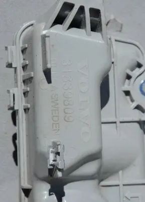 Volvo V40 Vacuum air tank 31339809