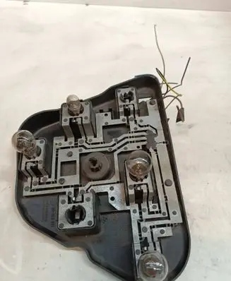 BMW 5 E39 Tail light bulb cover holder THK123 9363 14603400