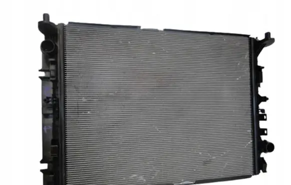 Mercedes-Benz E AMG W213 Coolant radiator A0995000501