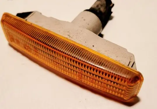 BMW 5 E39 Front fender indicator light