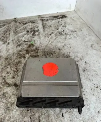 Volvo V70 Engine control unit/module 09496667A 0281001776