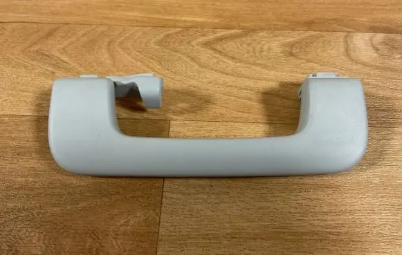 Audi A4 S4 B7 8E 8H Rear interior roof grab handle 8E0857607D