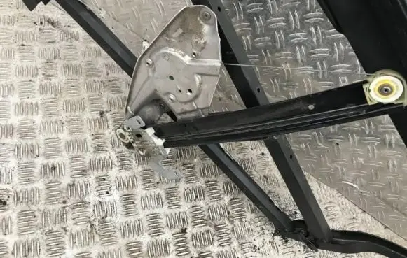 Audi A6 S6 C5 4B Sliding door window regulator with motor